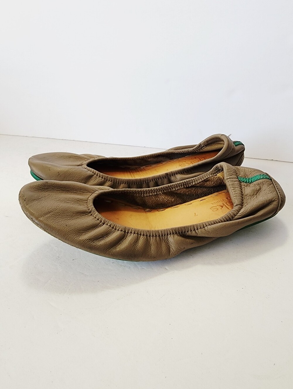 Tieks Gray Leather Slip-On Ballet Flats Size 7 - Picture 1 of 8